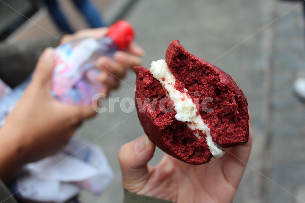 케익,달콤한디저트,달콤,빵,빵집,시장,푸드마켓,런던,수제디저트,bakery,market,cupcake,bread,cake,desert,shop,가게