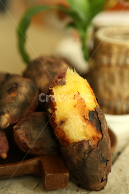 고구마,군구고마,구황작물,음식,식품,간식,호박고구마,밤고구마,달콤,sweetpotatoes,gourd,gourdcrop,food,snacks,sweet,겨울,계절,winter,season,음식,식재료,요리,food,cook,meal,dishes,food reserves