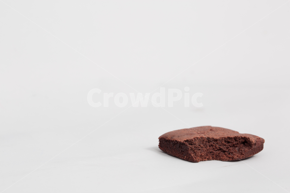 브라우니,베이커리,빵한조각,한입,초코,초코브라우니,초코칩브라우니,음식,식재료,요리,food,cook,meal,dishes,food reserves,디저트,간식,후식,dessert,snack