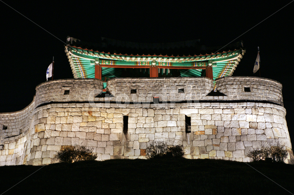 서북각루,관측소,수원화성,팔달산,수원,유네스코세계문화유산,야경,야경,밤,풍경,nightscape,night,landscape,한국전통,한국문화,korean traditional,korean culture,랜드마크,landmark,tourist attraction,한국랜드마크,한국관광지,한국명소,korea landmark,korea tourist attraction,건축물,건물외관,exterior,building,structure,architecture,construction,건물,worship,예배,shrine,신사,pagoda,탑