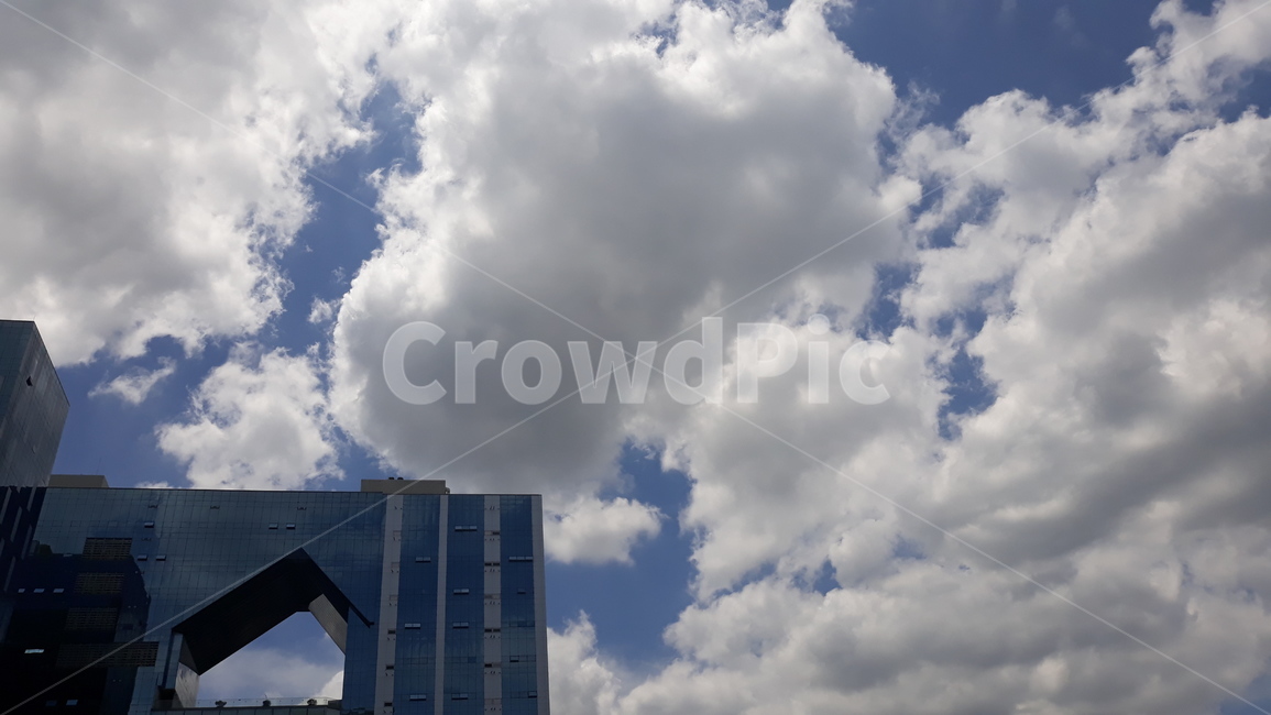 cloud,구름,자연,nature,outdoors,옥외,sky,하늘,weather,날씨,휴식,rest,빌딩옥상,rooftop,희망,silverlining,도시,풍경,city,landscape,cumulus,적운