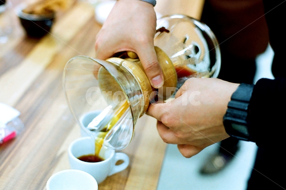 커피,핸드드립,드립커피,dripcoffee,케멕스,아메리카노,커피수업,커피강습,커피클래스,컵,커피,카페,coffee,cafe