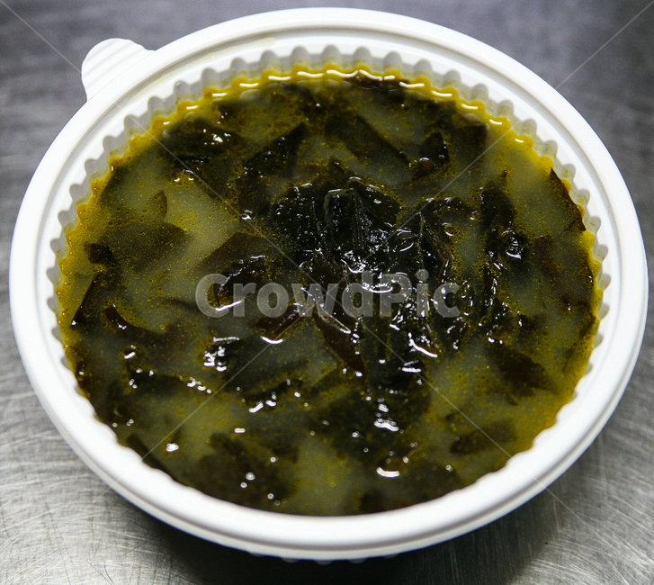 미역국,국,미역,아침,점심,저녘,음식,식재료,요리,food,cook,meal,dishes,food reserves,한식,한국음식,한국요리,korean food,korean dishes,korean meal,korean cook