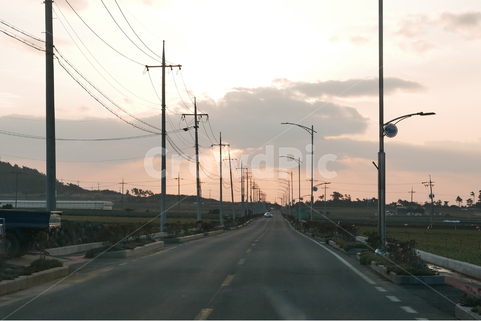 거리,하늘,제주,도로,풍경,시골,마을,풍경,landscape,country,rural,town,교통,교통수단,traffic,transportation,road,freeway,고속 도로,highway,고속도로