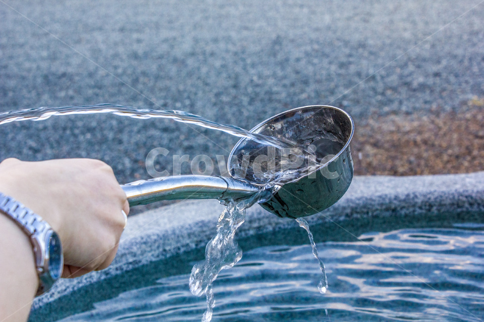 물,water,자연,맑음,투명,국자