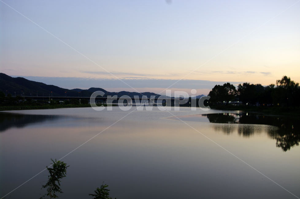 강,하늘,구름,풍경,노을,일몰,sunset,다리,자연,풍경,nature,landscape,water,물,outdoors,옥외,reservoir,저수지