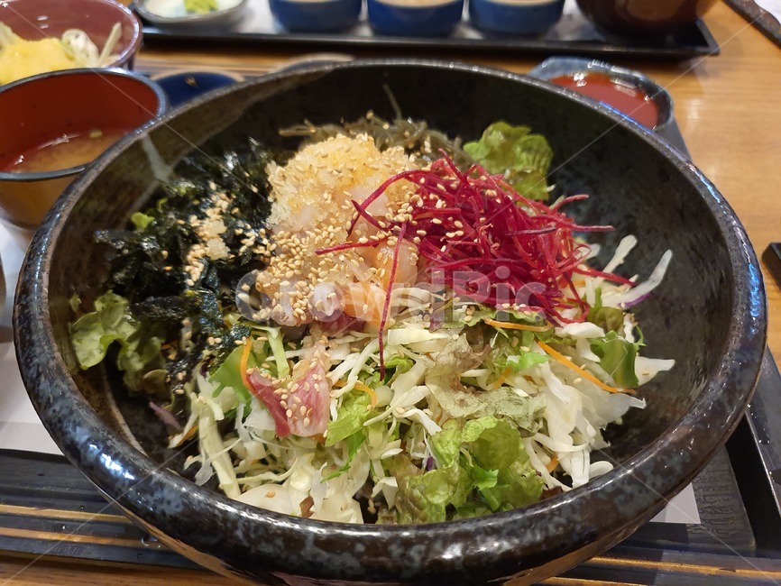 회덮밥,비빔밥,봄나물,한국음식,koreafood,새싹비빔밥,음식,야채비빔밥,한끼,밥상,요리,덮밥