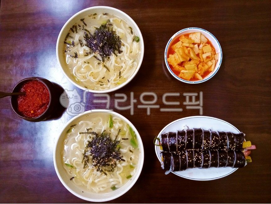 한식,칼국수,김밥,국수,밀가루,음식,korean,food,noodles,kimbab