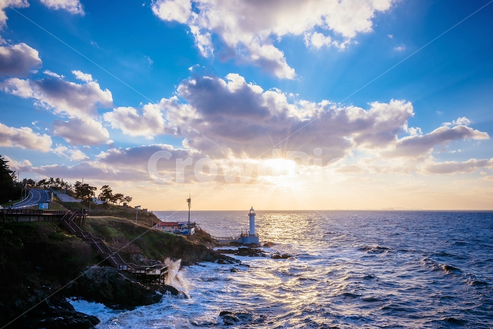 coastal photo,landscape photography,ocean,sunset,Baeksu Coastal Road,Lighthouse,Sunset Exhibition Department,nightfall,winter sea,glory