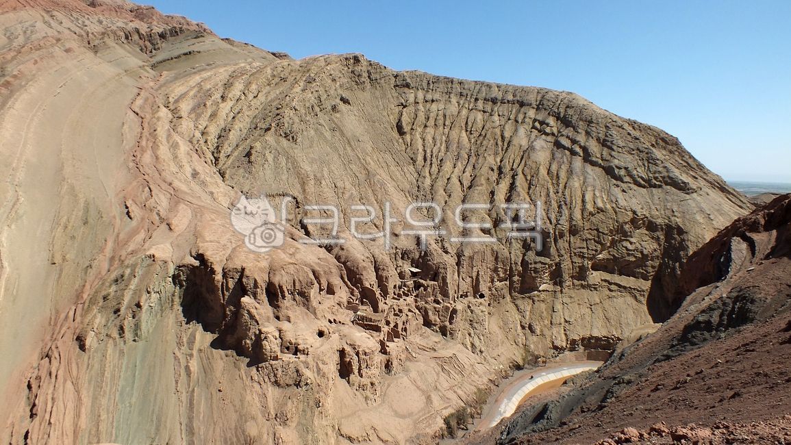 화염산,실크로드,훠옌산,火焰山,huǒyànshān,중국,신장,위구르자치구,톈산산맥,황무지,붉은사암,서유기,삼장법사,현장,손오공,자연,red,sandstone,china,nature,silkroad,세계자연풍경,해외자연풍경,외국자연풍경,world nature landscape