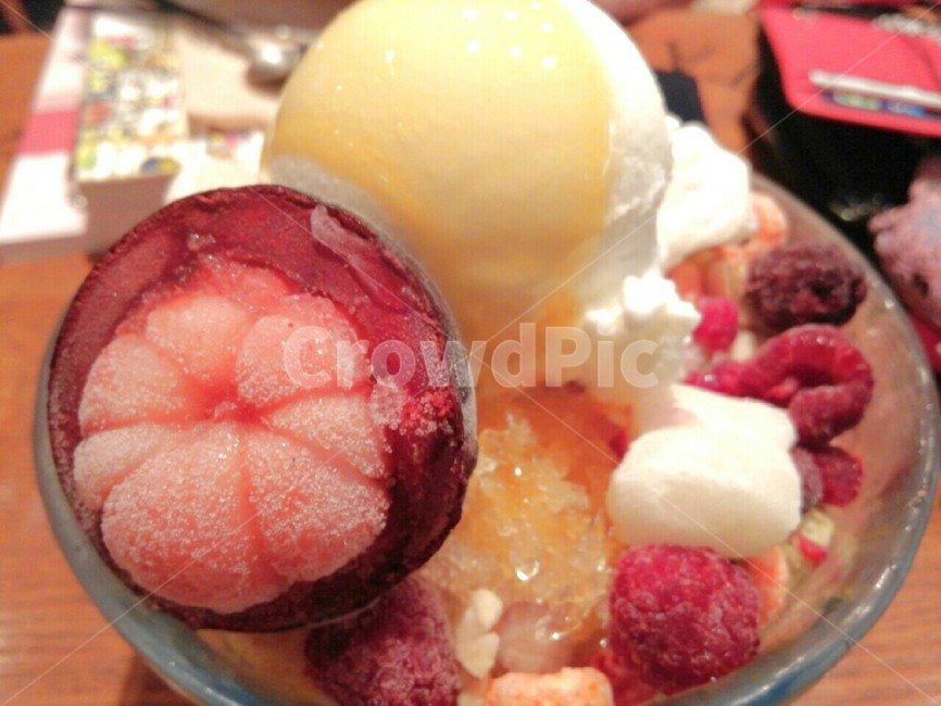 카페,빙수,여름,과일빙수,팥빙수,과일,아이스크림,디저트,후식,여름음식
