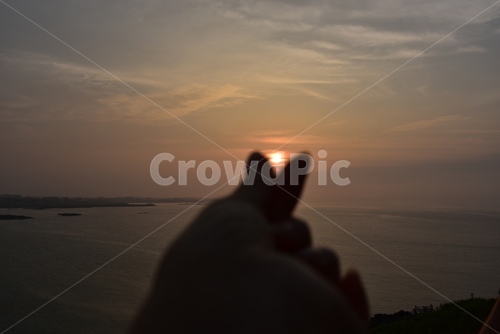 저녁노을,노을,자연,하늘,해,바다,제주풍경,제주,nature,해질녁,손하트