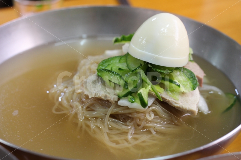 냉면,평양냉면,음식,맛있는,시원한,먹음직스러운,요리,고기랑잘어울리는,게운한,맛집,음식,식재료,요리,food,cook,meal,dishes,food reserves,면류,면요리,noodles,한식,한국음식,한국요리,korean food,korean dishes,korean meal,korean cook