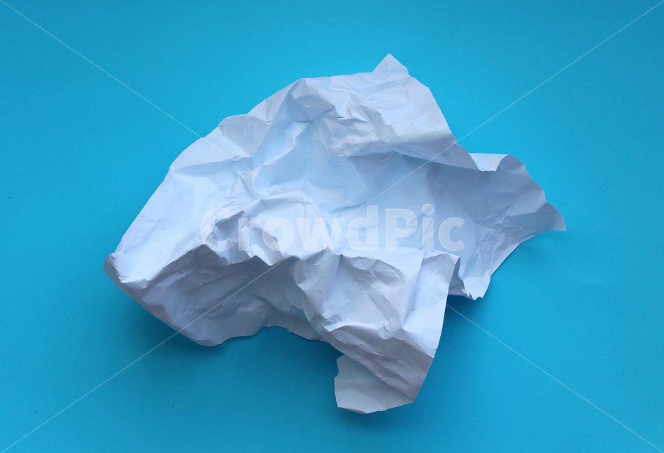종이,페이퍼,탑앵글,탑뷰,흰종이,흰색,구김,구겨진,주름,쓰레기,blank,crumpled,crumpledpaper,empty,macro,nobody,object,old,paper,ripped,topview,vintage,white,blue,파란색,파란배경,블루,파랑,연출,컨셉,콘셉,direction,concept