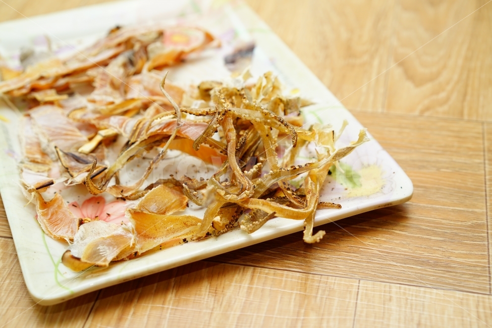 일상,오징어,마른오징어,안주,맥주안주,먹거리,간식,심심풀이,마른안주,먹방,씹을거리,안줏거리,안주거리,음식,식재료,요리,food,cook,meal,dishes,food reserves,수산물,해산물,fishery products,seafood,디저트,간식,후식,dessert,snack