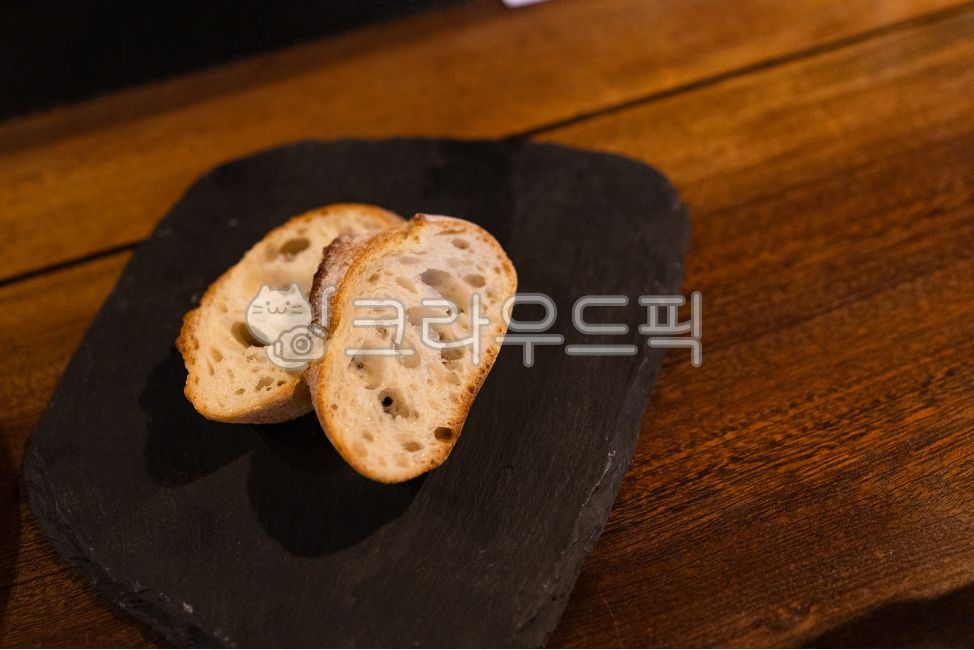 Appetizer,bread,restaurant,baguette,food,snack,dessert,bread,appetizer,styling,food,cooking