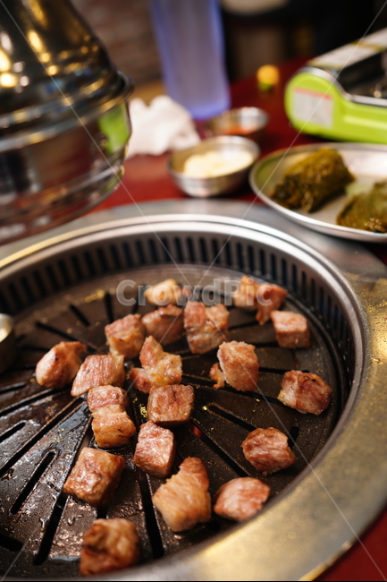 삼겹살,고기,육류,육식,음식,식사,안주,먹거리,불판,구이,돼지,음식,식재료,요리,food,cook,meal,dishes,food reserves,육류,고기,meat