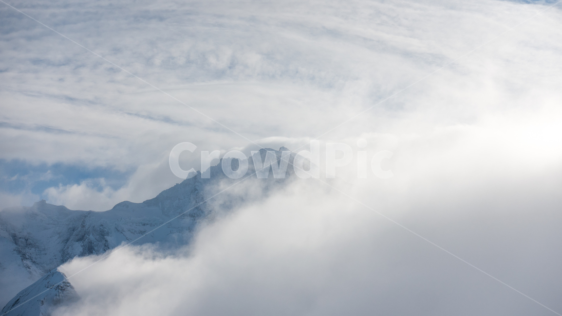 스위스,인터라켄,알프스,융프라우,뮤렌,swiss,interlakin,alps,jungfrau,murren,겨울,눈,겨울왕국,winter,snow,frozen,nature,mountain,산,자연,outdoors,옥외,구름,안개,cloud,mist,겨울,계절,winter,season,자연,풍경,nature,landscape,해외,외국,세계,foreign,oversea,world,세계자연풍경,해외자연풍경,외국자연풍경,world nature landscape