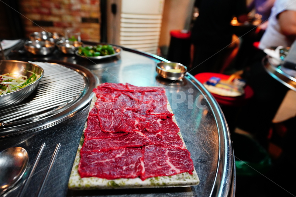 육사시미,육류,육식,안주거리,먹거리,식사,빨강,레드,red,식품,food,음식,식재료,요리,food,cook,meal,dishes,food reserves