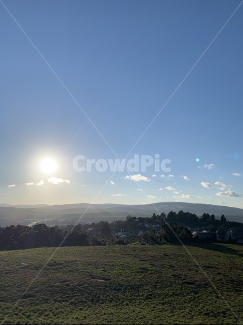 풍경,landscape,경치,하늘,sky,해,햇빛,sun,언덕,field,들판,산,mountain,light,빛,nature,자연,outdoors,옥외,자연,풍경,nature,landscape