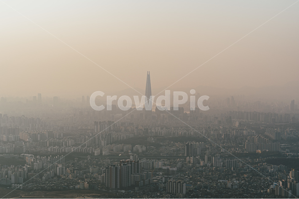 대기,미세먼지,먼지,대기질,pm25,pm10,공기,도시,서울,seoul,송파,잠실,롯데타워,황사,건물,building,중심지,분진,아황산가스,질소,산화물,납,오존,일산화탄소,초미세먼지,극미세먼지,에어로졸