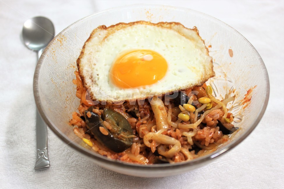 비빔밥,한국음식,쌀,요리,한국전통,koreafood,koreatraditional,cooking,음식,식재료,요리,food,cook,meal,dishes,food reserves,한식,한국음식,한국요리,korean food,korean dishes,korean meal,korean cook