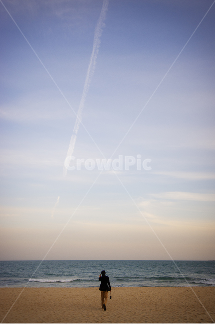 부산,해운대,바닷가,부산바다,바다,해변,저녁,저녁햇살,햇살,일몰,sundown,sun,sea,beach,alone,person,사람,자연,outdoors,옥외,nature,busan,haeundae,해변,바다,beach,sea