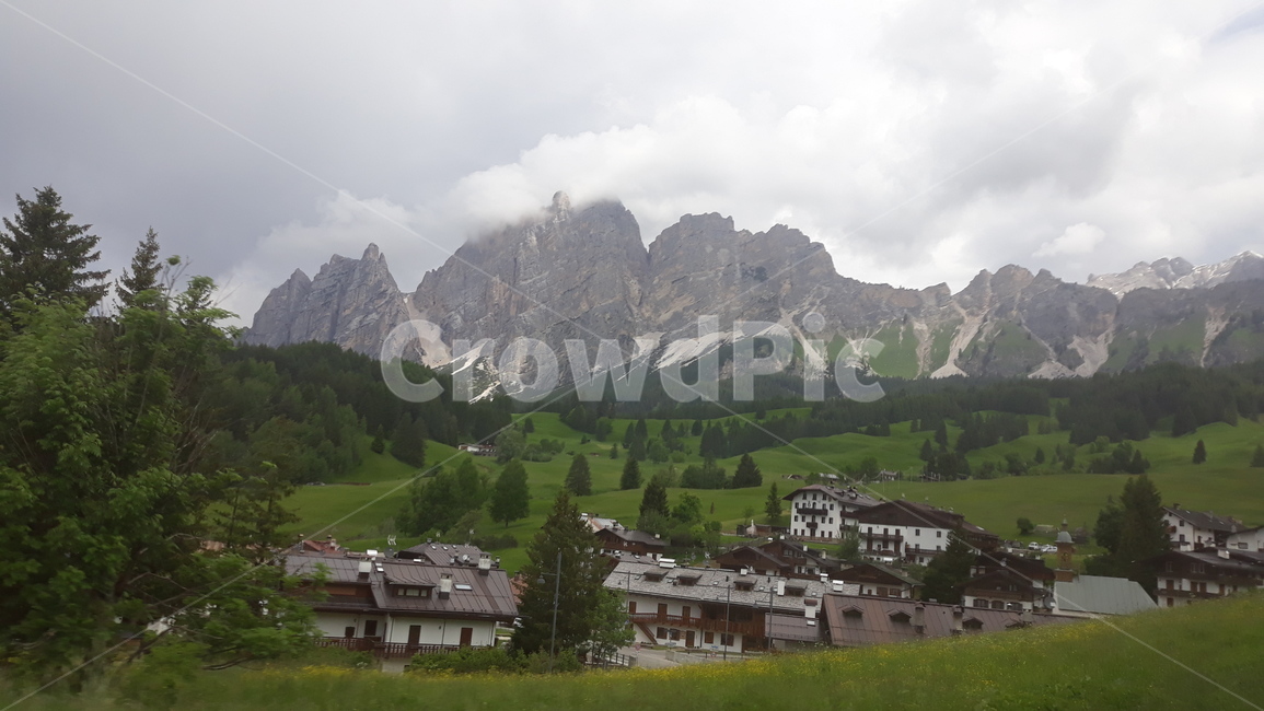 스위스,산,구름,초원,잔디,시골,마을,풍경,landscape,country,rural,town,해외,외국,세계,foreign,oversea,world