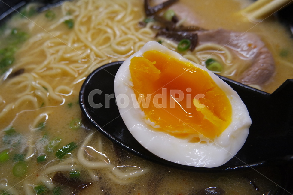 반숙,계란,삶은계란,반숙계란,달걀,삶은달걀,반숙달걀,egg,food,음식,음식,식재료,요리,food,cook,meal,dishes,food reserves,면류,면요리,noodles,일식,일본음식,일본요리,Japanese food,Japanese dishes,Japanese meal,Japanese cook