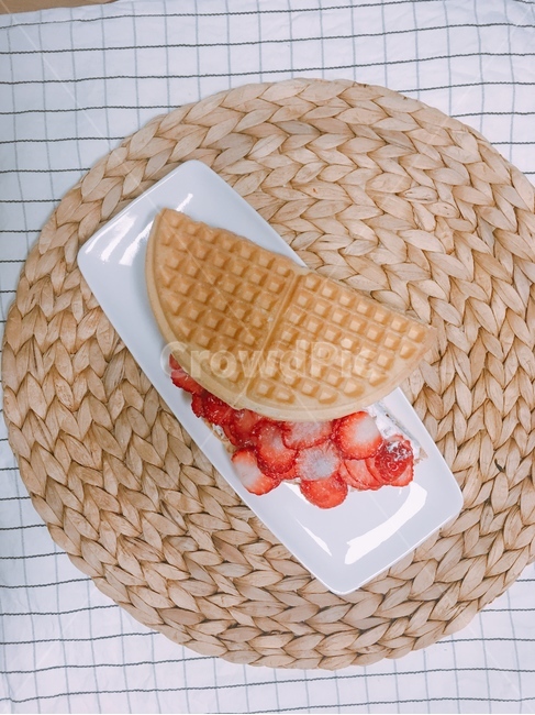 와플,딸기와플,딸기,딸기요리,딸기음식,와플메뉴,음식,식사,디져트,food,koreanwaffle,음식,식재료,요리,food,cook,meal,dishes,food reserves,디저트,간식,후식,dessert,snack