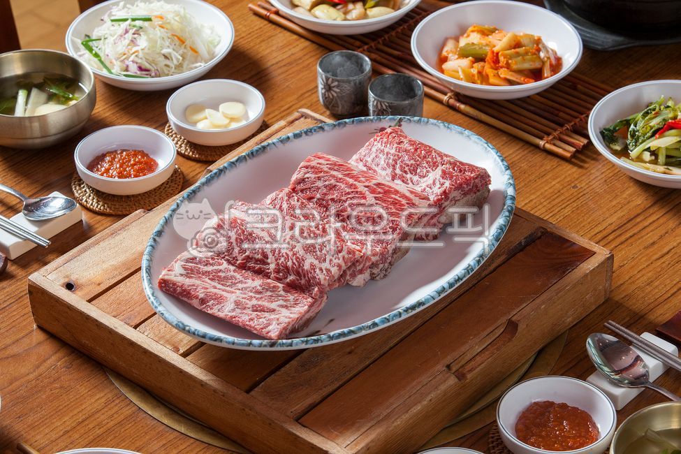한우,소고기,소갈비,소생갈비,갈비,갈비구이,소갈비구이,소갈비고기,소,생소갈비,요리,음식,식사,food,한우갈비,한우생갈비,생갈비,음식,식재료,요리,food,cook,meal,dishes,food reserves,육류,고기,meat