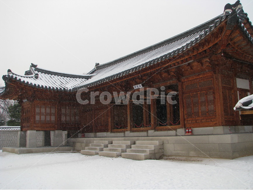 궁궐,경복궁,건청궁,겨울,눈,한국,대한민국,겨울,계절,winter,season,한국전통,한국문화,korean traditional,korean culture,랜드마크,landmark,tourist attraction,한국랜드마크,한국관광지,한국명소,korea landmark,korea tourist attraction,건축물,건물외관,exterior,building,structure,architecture,construction