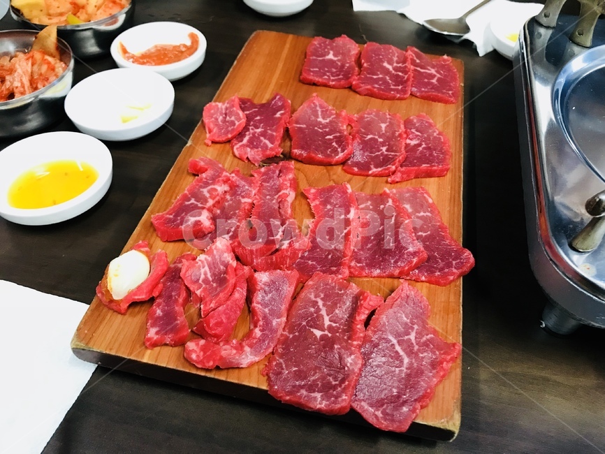 소고기,육사시미,육회,음식,날요리,음식,식재료,요리,food,cook,meal,dishes,food reserves,육류,고기,meat
