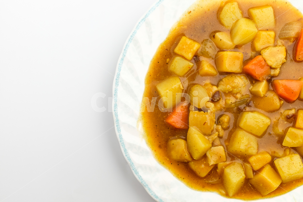 카레,야채,강황,돼지고기,당근,감자,후추,향신료,허브,양념,소스,식사,재료,식재료,음식재료,음식,식품,그릇,인도문화,인도음식,노란색,맛있는,매콤한,달콤한,진한,짭짤한