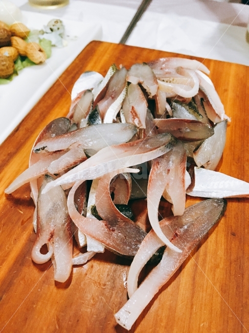 전어,전어회,가을,음식,회,음식,식재료,요리,food,cook,meal,dishes,food reserves,수산물,해산물,fishery products,seafood