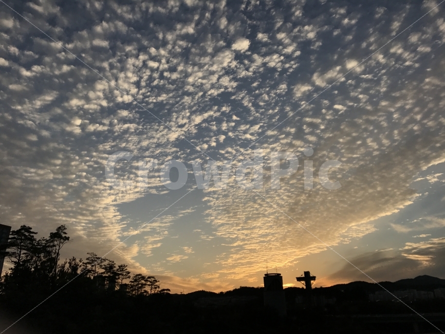 노을,하늘,감성,사진,주황색,구름,예쁜,자연,풍경,nature,landscape,감성,sensible,feeling