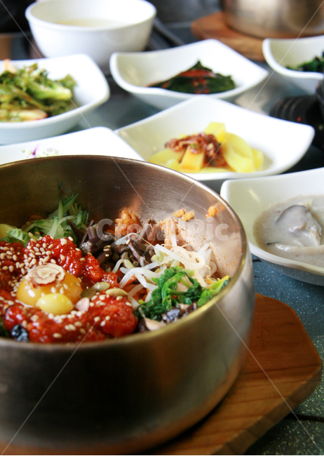 음식,육회비빔밥,비빔밥,식사,밥상,요리,육회,밥,상차림,메뉴,전주비빔밥,한식,반찬,한국음식,food,cook,meal,dishes,한국요리,koreanfood,점심,점심식사,저녁식사,전주,음식,식재료,요리,food,cook,meal,dishes,food reserves,한식,한국음식,한국요리,korean food,korean dishes,korean meal,korean cook