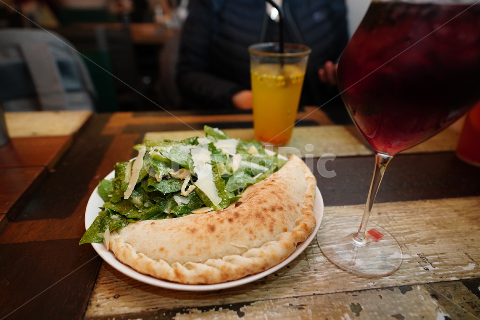 샐러드,야채,도우,빵,음식,푸드,양식,외식,식사,간식,먹거리,먹방,salad,음식,식재료,요리,food,cook,meal,dishes,food reserves,양식,서양음식,서양요리,western food,western dishes,western meal,western cook