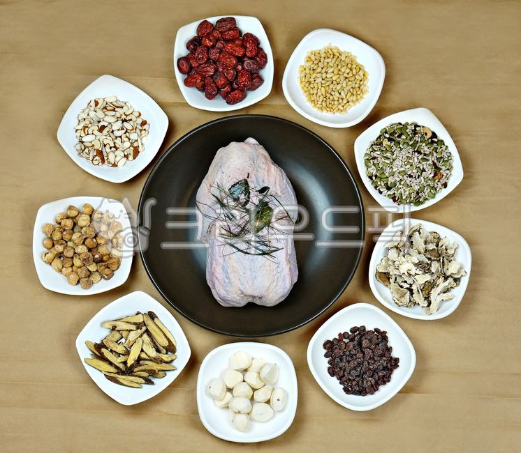 훈제오리요리,훈제오리고기,황토오리구이,훈제,오리고기,황토진흙구이,훈제구이,오리훈제,훈제오리,오리,건강식,오리진흙구이,한방오리구이,영양식,초복,중복,말복,오리통구이,초복음식,중복음식,말복음식,복날,복날음식,음식,식사,food,meal,한식,한국요리