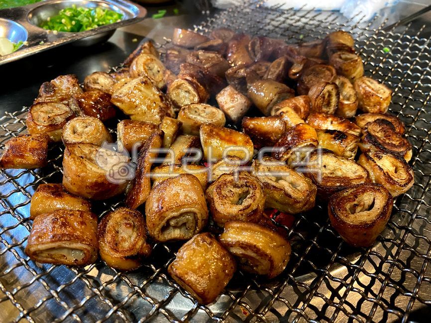 막창,막창구이,직화,직화구이,돼지막창,음식,식재료,요리,food,cook,meal,dishes,roodreserves