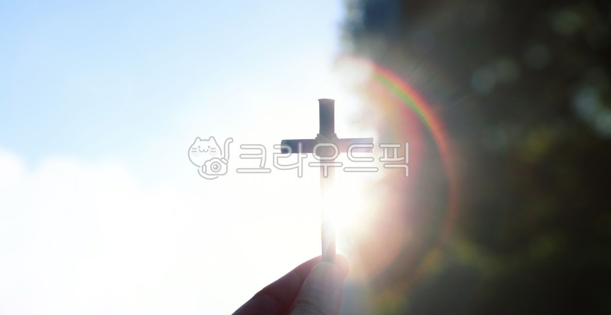 십자가,예수그리스도,새해,일출,일몰,종교,신앙,믿음,하나님,교회,거룩한,기독교,천주교,태양,밝은,빛,광선,배경,하늘,구름,복음,선교,예배,기도,은혜,성령,묵상,부활절,상징,부활,떠오르는,자연,예수님,크리스찬,그리스도,신년,햇살,햇빛,찬란한,희망,소망,무지개,포스터,현수막,배너