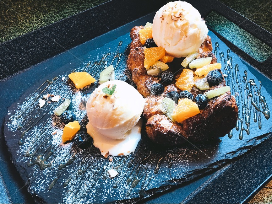 과자,confectionery,음식,food,sweets,프렌치토스트,frenchtoast,음식,식재료,요리,food,cook,meal,dishes,food reserves,디저트,간식,후식,dessert,snack