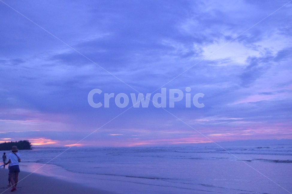 shoreline,해안선,water,물,person,사람,human,인간,ocean,대양,sea,바다,outdoors,옥외,nature,자연,beach,바닷가,coast,연안,land,땅,코타키나발루,kota,kotakinabalu