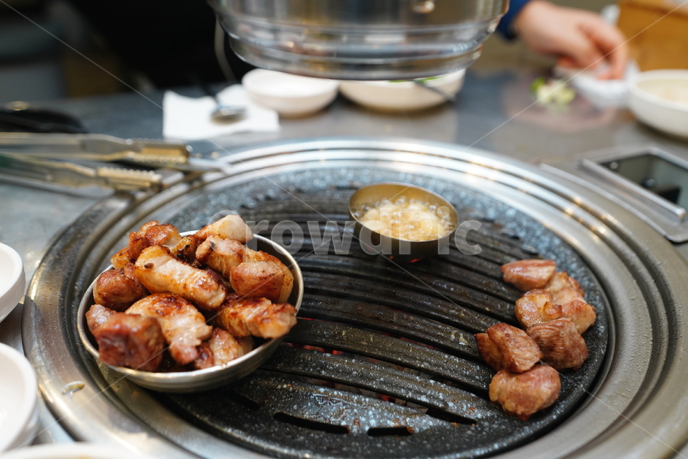 삼겹살,고기,구이,한식,먹방,음식,식사,술자리,술안주,안주거리,먹거리,푸드,육식,육류,돼지,음식,식재료,요리,food,cook,meal,dishes,food reserves,육류,고기,meat