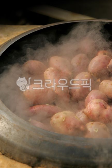 고구마,찌다,찐고구마,익은,음식,채소,가마솥,sweetpotato,steamed,steamedsweetpotato,ripe,food,vegetable,cauldron,찜