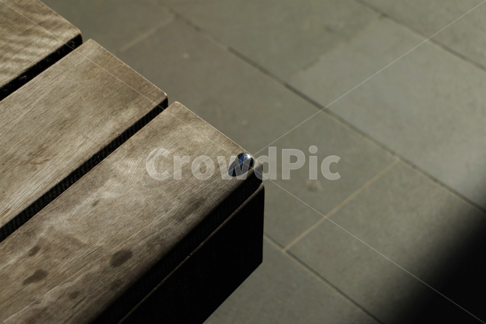 의자,벤치,휴식,햇빛,그림자,쓸쓸함,고독,힐링,감성,chair,bench,healing,shade,sunshine