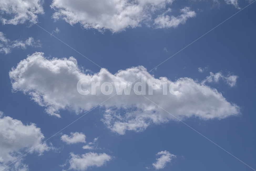 nature,자연,outdoors,옥외,푸른하늘,sky,하늘,azuresky,뭉게구름,파란하늘,적운,적란운