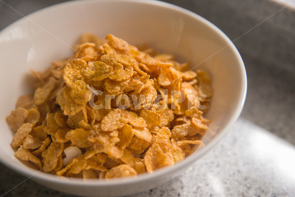 bowl,breakfast,brown,cereal,corn,crunchy,delicious,diet,dish,food,health,healthy,meal,nutrition,organic,plate,snack,sweet,tasty,씨리얼,시리얼,아몬드,아침식사,식사,기운,갈색,노랑,하얀그릇,음식,식재료,요리,food,cook,meal,dishes,food reserves,아침식사,조식,브런치,breakfast,brunch