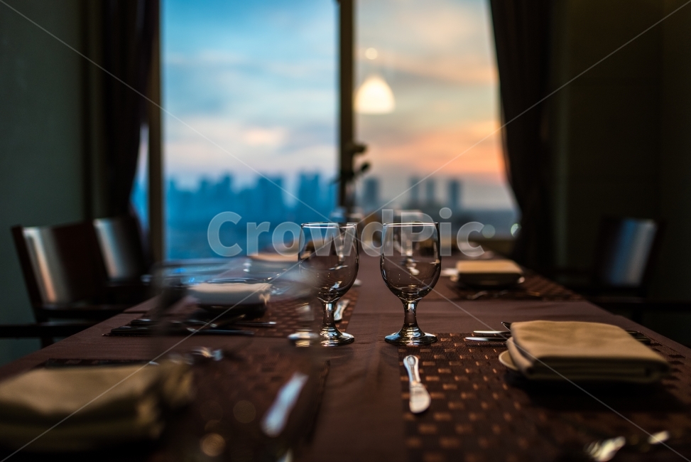 레스토랑,감성,와인잔,카페,색감,기념일,축하,anniversary,congratulation,celebrate,celebration,감성,sensible,feeling,사물,물건,오브젝트,thing,object,matter