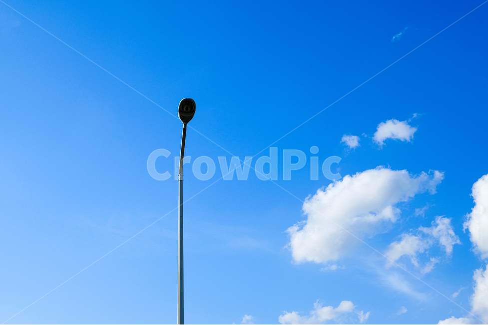 하늘,파랑,구름,신호등,날씨,맑음,자연,풍경,nature,landscape,lamp post,램프 포스트